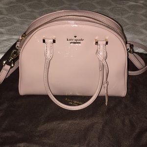 Kate Spade Cedar Street Patent in Rosewater